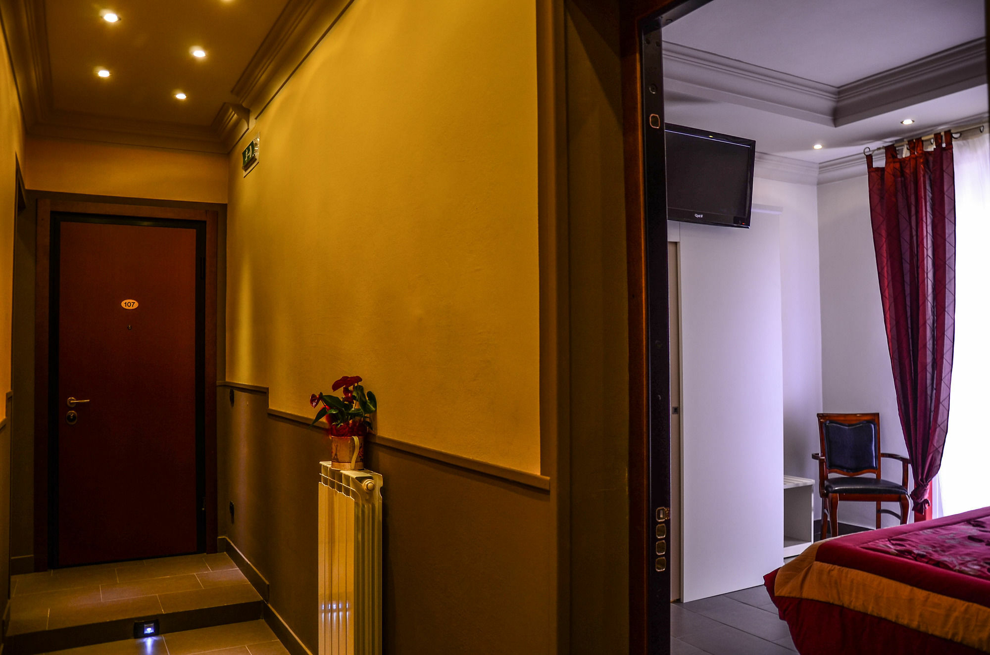 Il Piccolo Piacenza Hotel Exterior foto